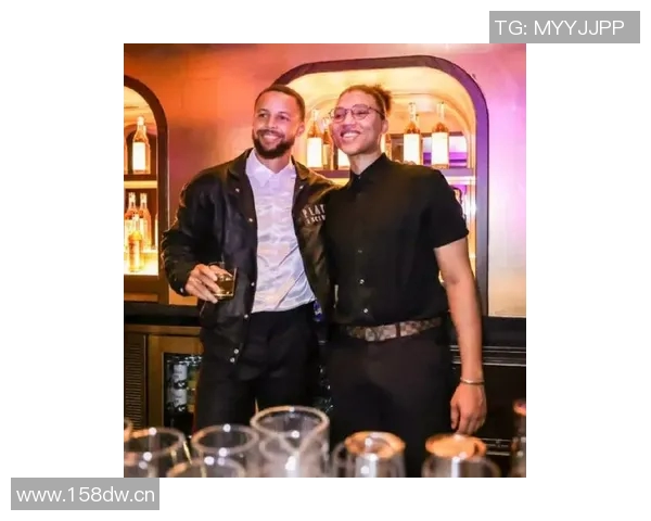 库里携手名厨迈克尔米娜共同打造波本威士忌主题酒吧即将开业