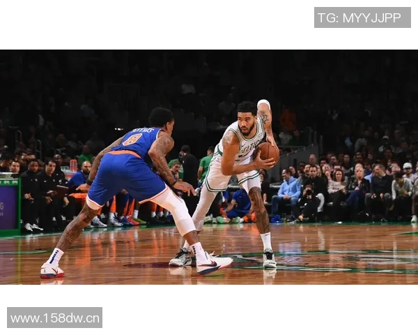 NCAA季前赛明年状元热门达林彼得森上半场狂砍24分全场贡献26分表现抢眼