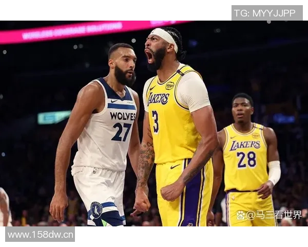 迪文岑佐半场表现抢眼里德全能发挥助力球队对抗湖人