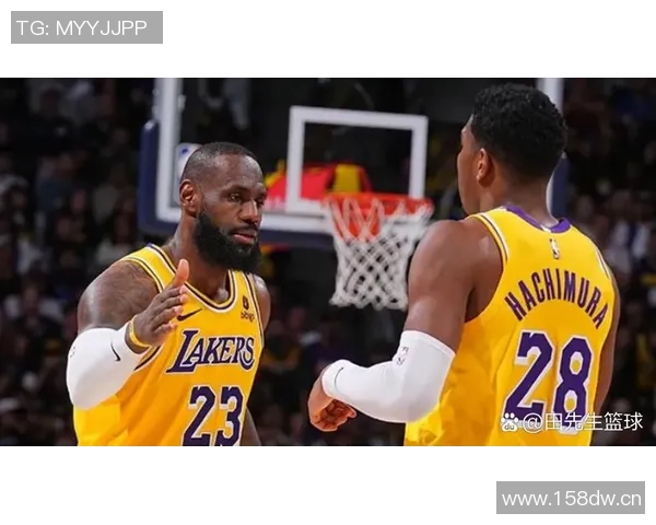 詹姆斯与八村的默契配合富保罗称其无需弥补过错